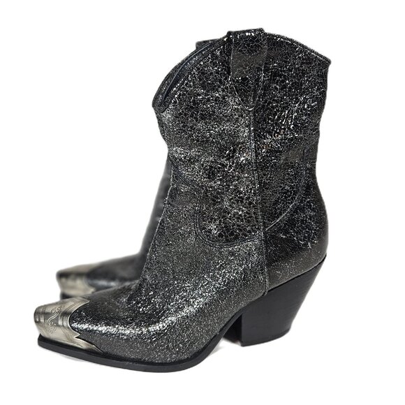 Free People Vero Cuoio Metallic Black Brayden Ankle Boots Silver Toe Sz 36 or 6 - Picture 1 of 10